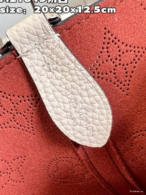First bag ru VUITTON BLOSSOM PM LOUIS 0524